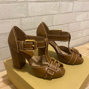 Michael Kors Collection (Hillary Leather Sandal)